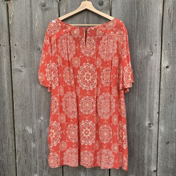 TORRID Top Womens 4XL Red Bandana Smocked Knit Gauze Crepe Off Shoulder Peasant - Picture 3 of 11